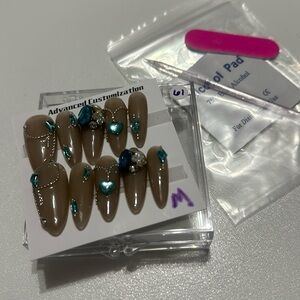 Brand New Hand Made Press on Nails # 61